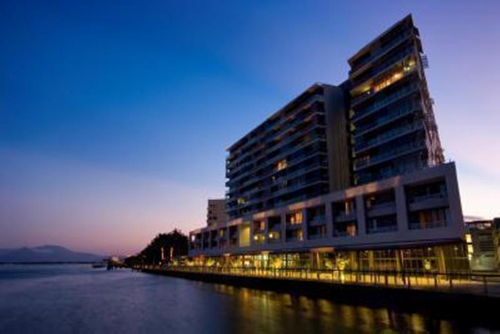 The Sebel Cairns Harbour Lights Aparthotel Εξωτερικό φωτογραφία